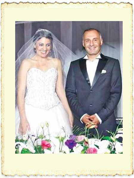 Ahmet Saraçoğlu ile Şirin Sevinç’in evlilik resmi