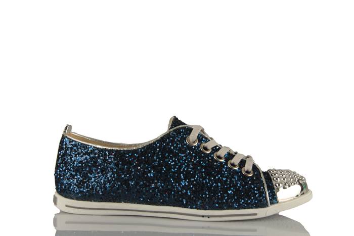 Mavi Simli Bayan Spor Ayakkabı Modelleri