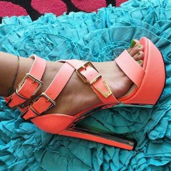 turuncu bayan ayakkabı modeli