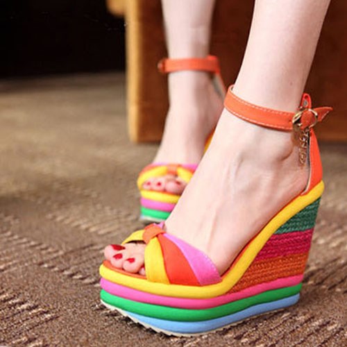 yazlık rengarenk dolgu topuklu ayakkabı