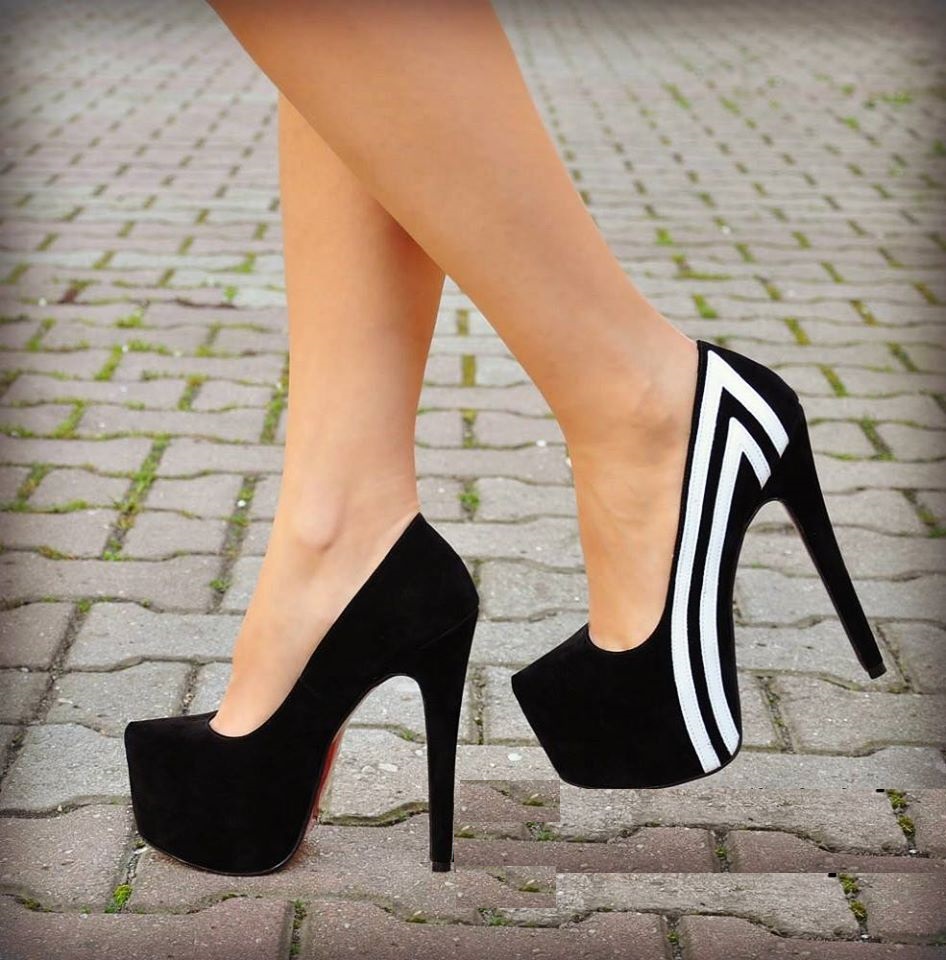 yüksek topuklu siyah süet ayakkabı modelleri