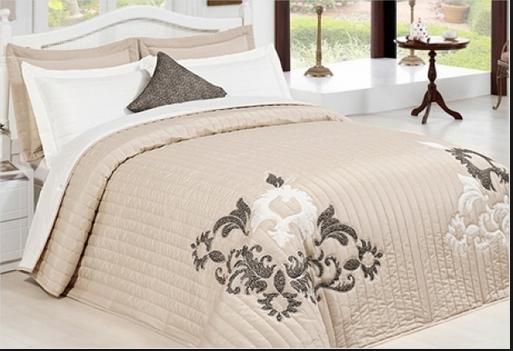 Gri işlemeli yatak örtüsü modeli