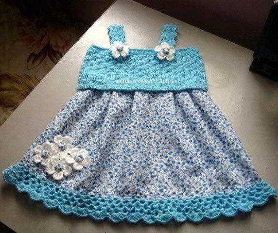 mavi kumaş ve örgü elbise
