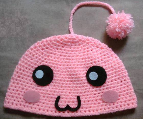 pembe işlemeli ponponlu bebek şapkası