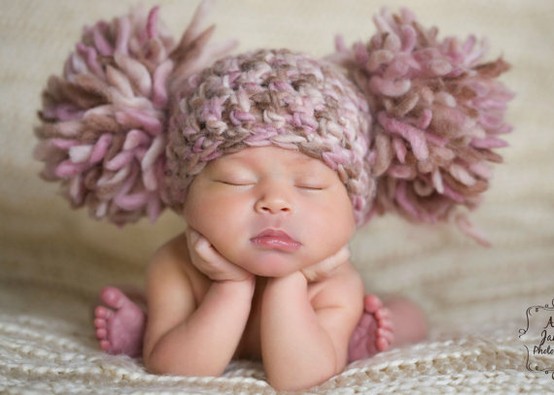 ponponlu örgü bebek şapkası