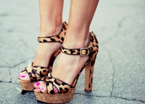 Leopar  desenli yazlık ayakkabı