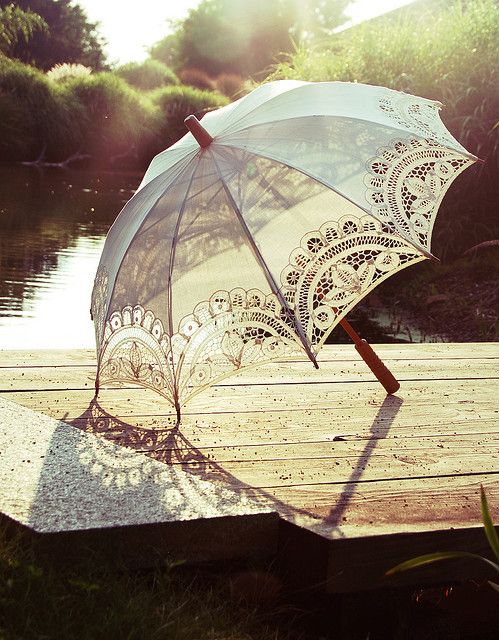 beyaz dantelli şemsiye modeli
