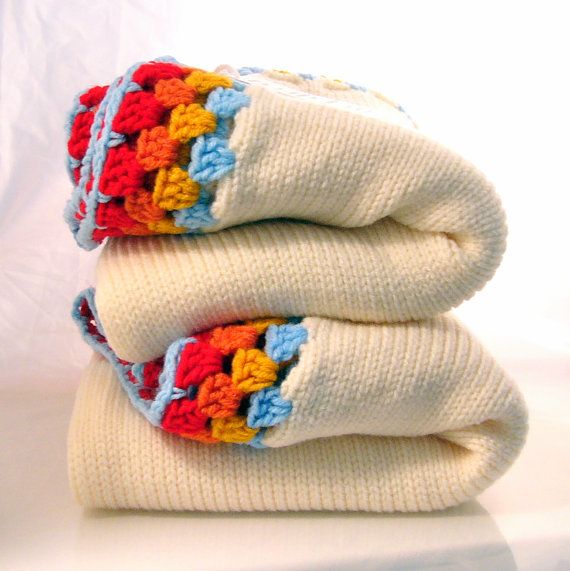krem rengi renkli örgü battaniye modeli