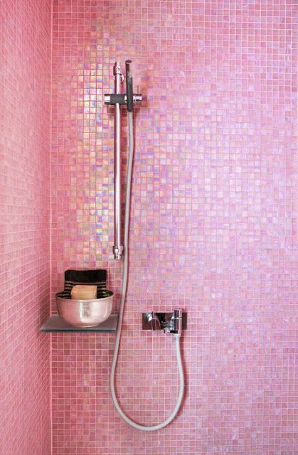 pembe sedefli banyo seramik modeli