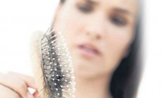 Saç Dökülmesini Önlemek İçin Bitkisel Karışımlar