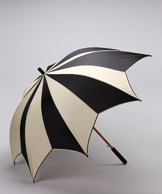 siyah beyaz şık şemsiye modeli