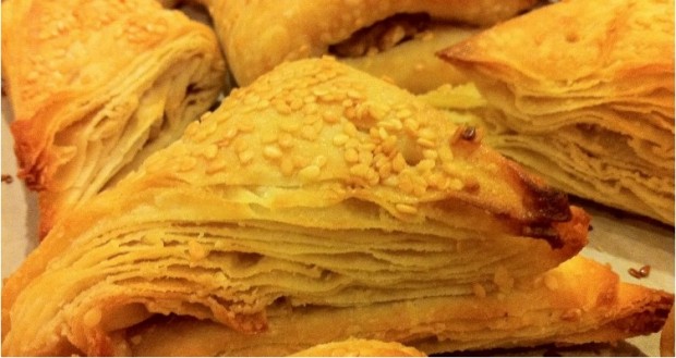 Çıtır Üçgen Börek Tarifi