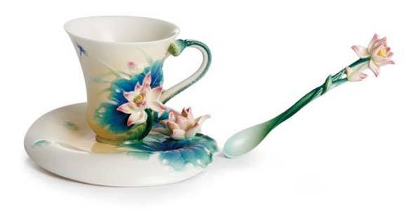 özel tasarım çiçek desenli fincan
