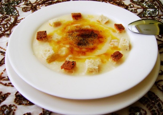Terbiyeli Tavuk Çorbası Tarifi