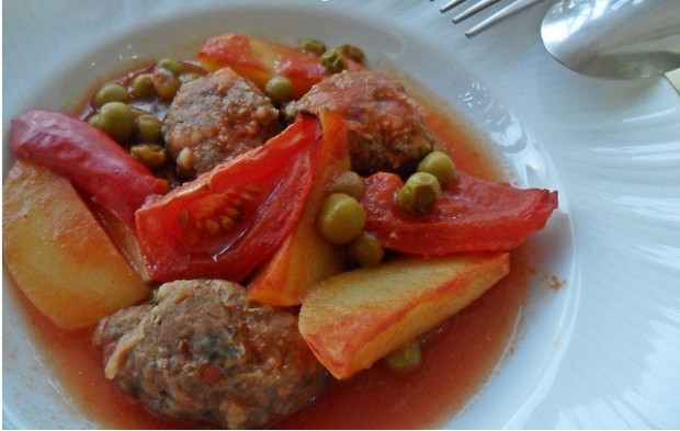 Fırında Bezelyeli Köfte Tarifi
