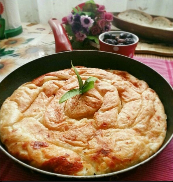 Tavada Yalancı Su Böreği Tarifi