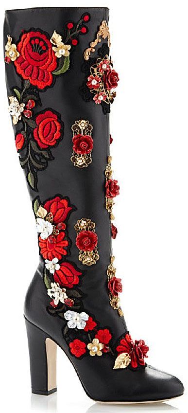 siyah kırmızı beyaz çiçek işlemeli çizme modeli