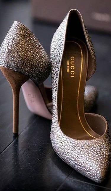 taşlı stiletto ayakkabı