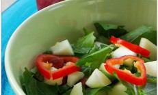 Yeşil Elmalı Kuzukulağı Salatası Tarifi