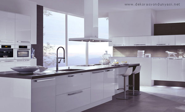Beyaz renk ankastre mutfak dekorasyonu modeli