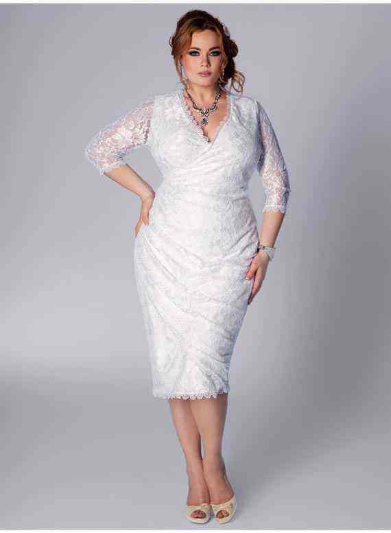 Dantel beyaz büyük beden elbise modeli