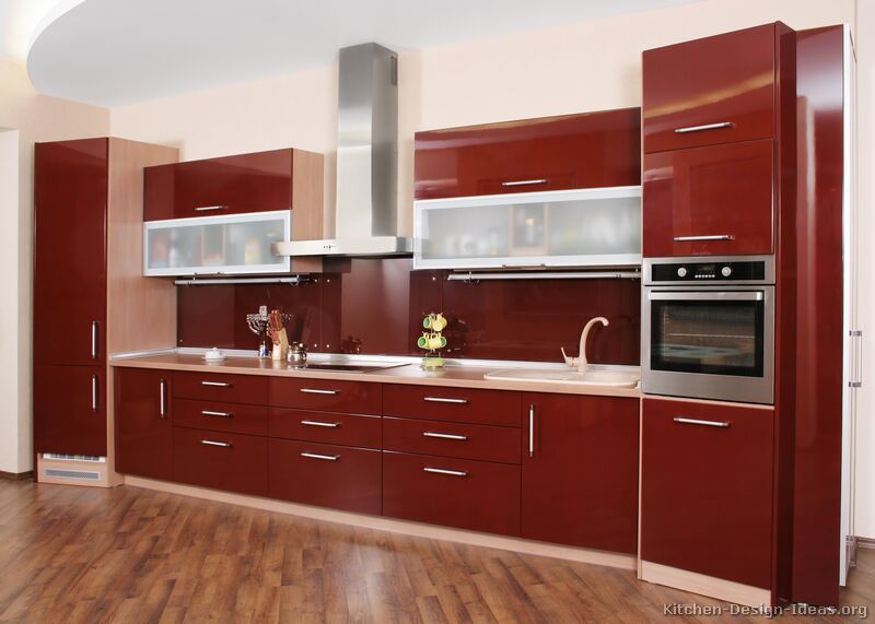 Kırmızı şık mutfak dolabı tasarımları