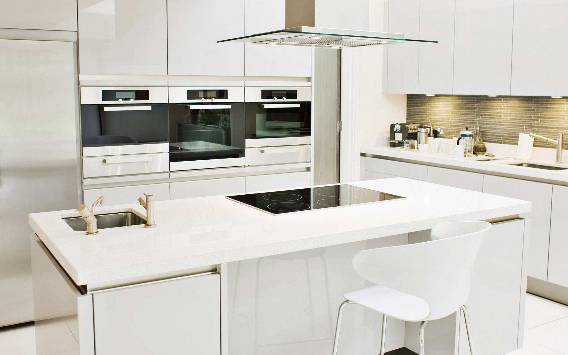 Led işiklı özgün tasarım mutfak dolabı modelleri